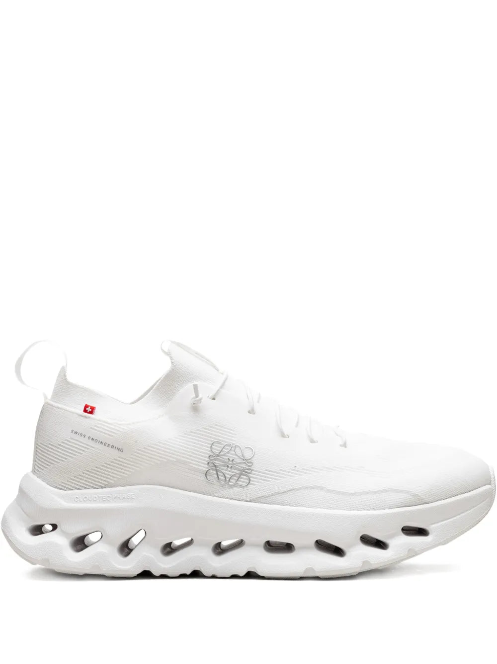 ON CLOUD RUNNING x LOEWE 2 0 FULL WHITE