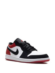 .NIK AIR JORDAN RETRO 1 LOW BLACK TOE