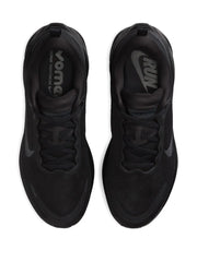 Nikee Vomero Plus Triple Black
