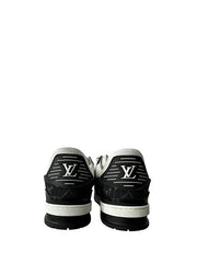 Louis Vuitton Trainer Black White