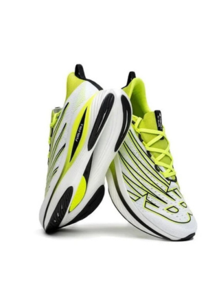 New Balancee FuelCell SC Elite V3 White Green 1110 - 4