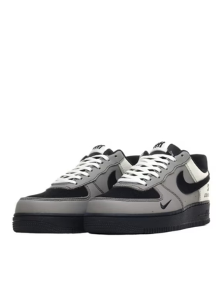 Nikee Airforce 1 Low X Undefeated - 2
