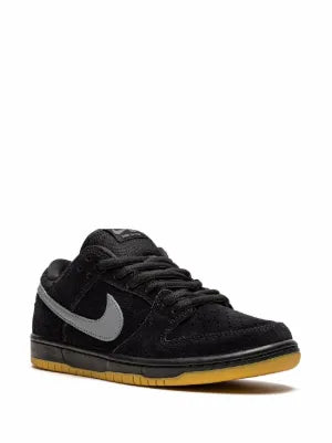 Nikee SB Dunk Low Fog Black Gum - 2
