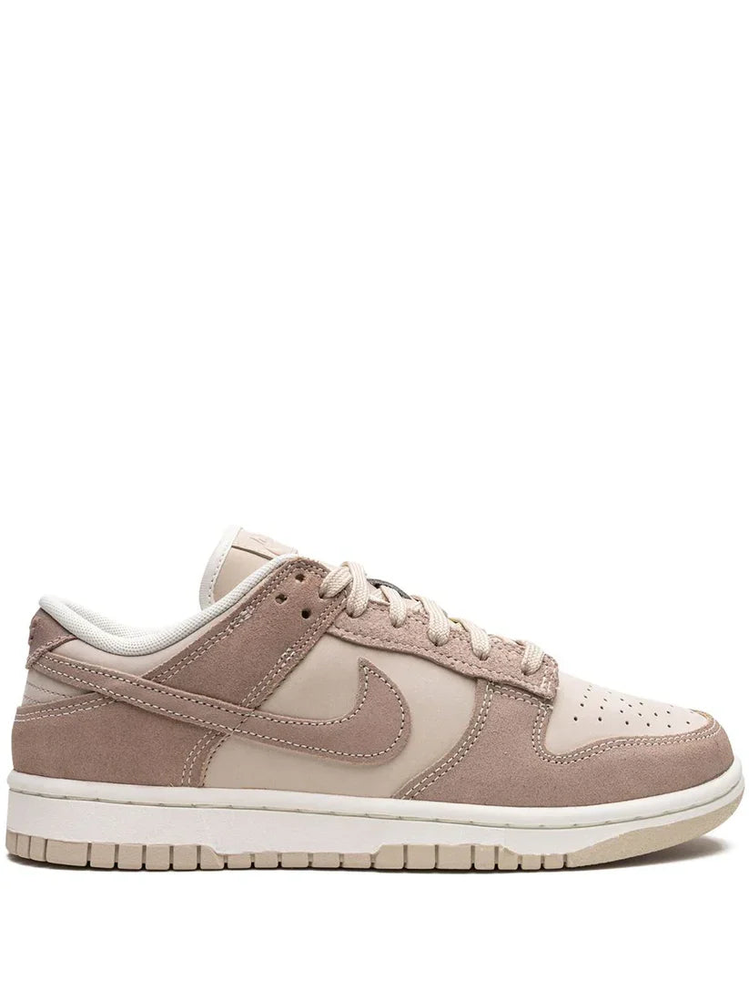 Nikee SB Dunk Low Sand Drift - 1