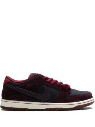 Nikee SB Dunk Low X RIOT - 1