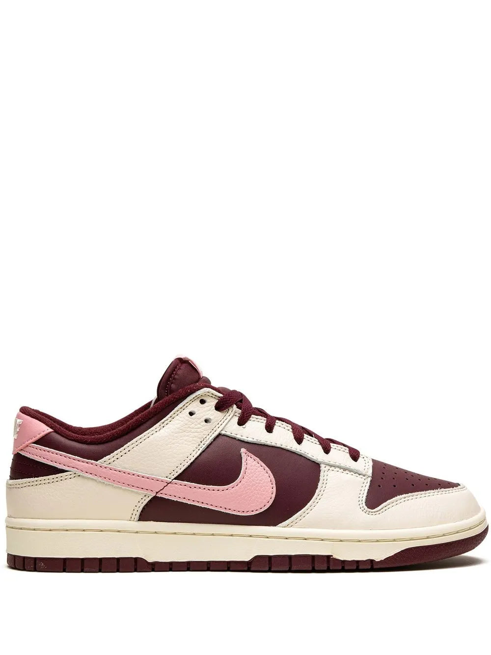 Nikee Sb Dunk Low PRM Valentines Day - 1