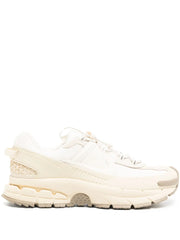 Nikee Zoom Vomero Roam 139 - 1