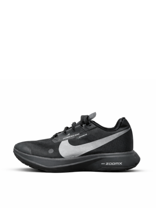 Nikee zoom trail shoes - 2