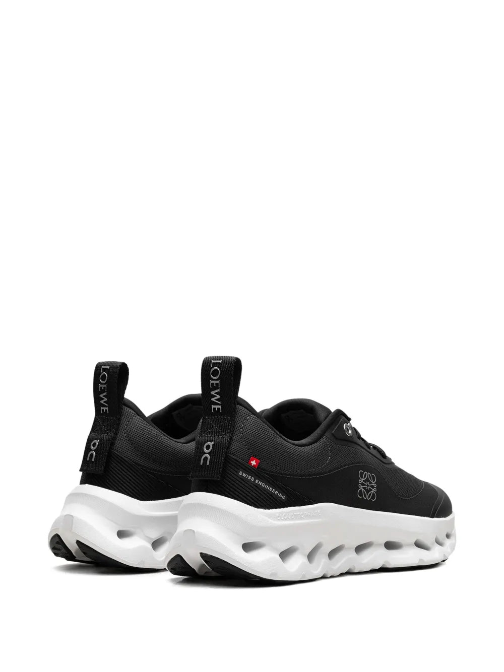 On Cloud Running Tilt Black White 383 - 3