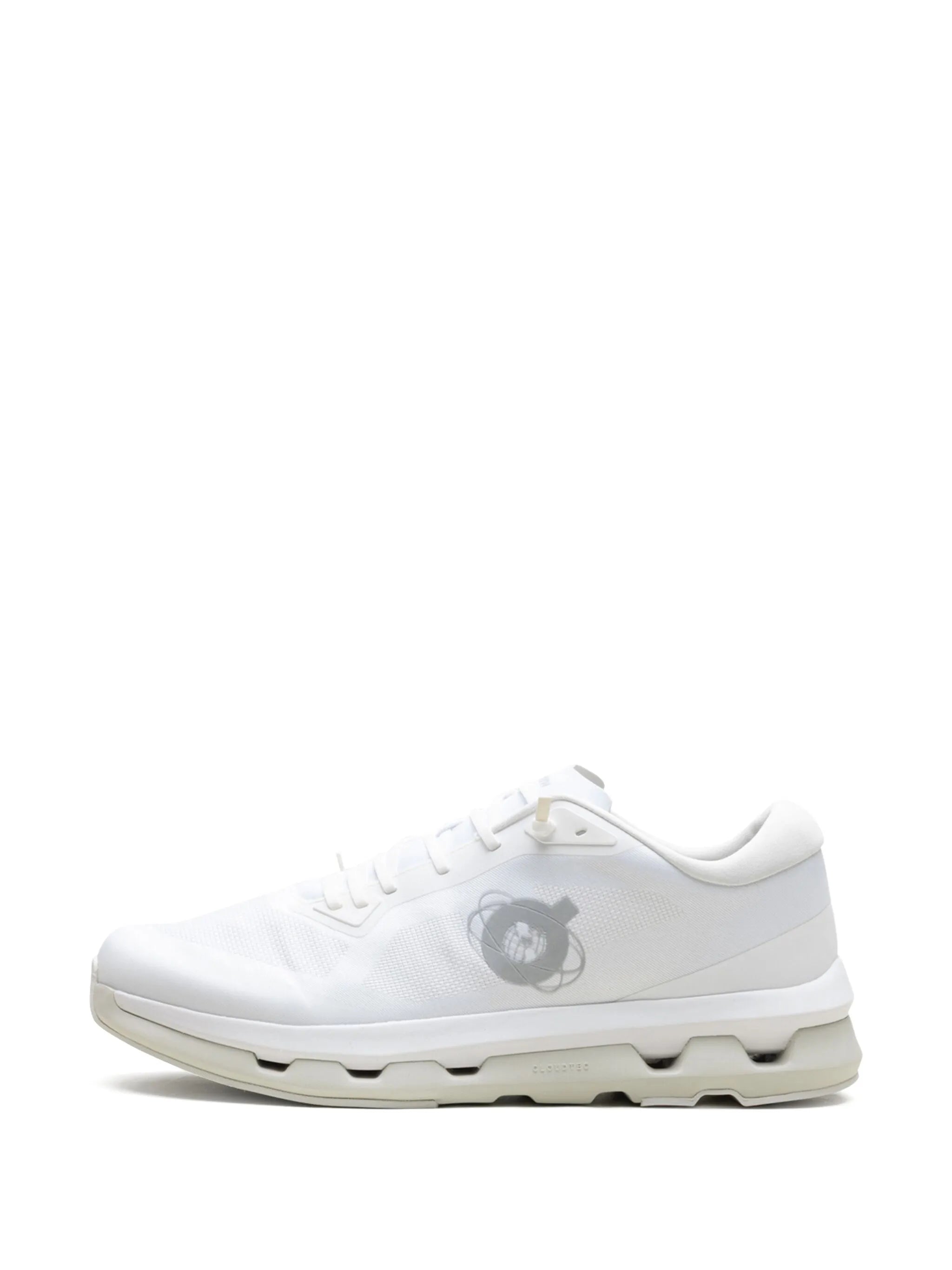 On Running x Kith Cloudzone White Ice_756 - 3