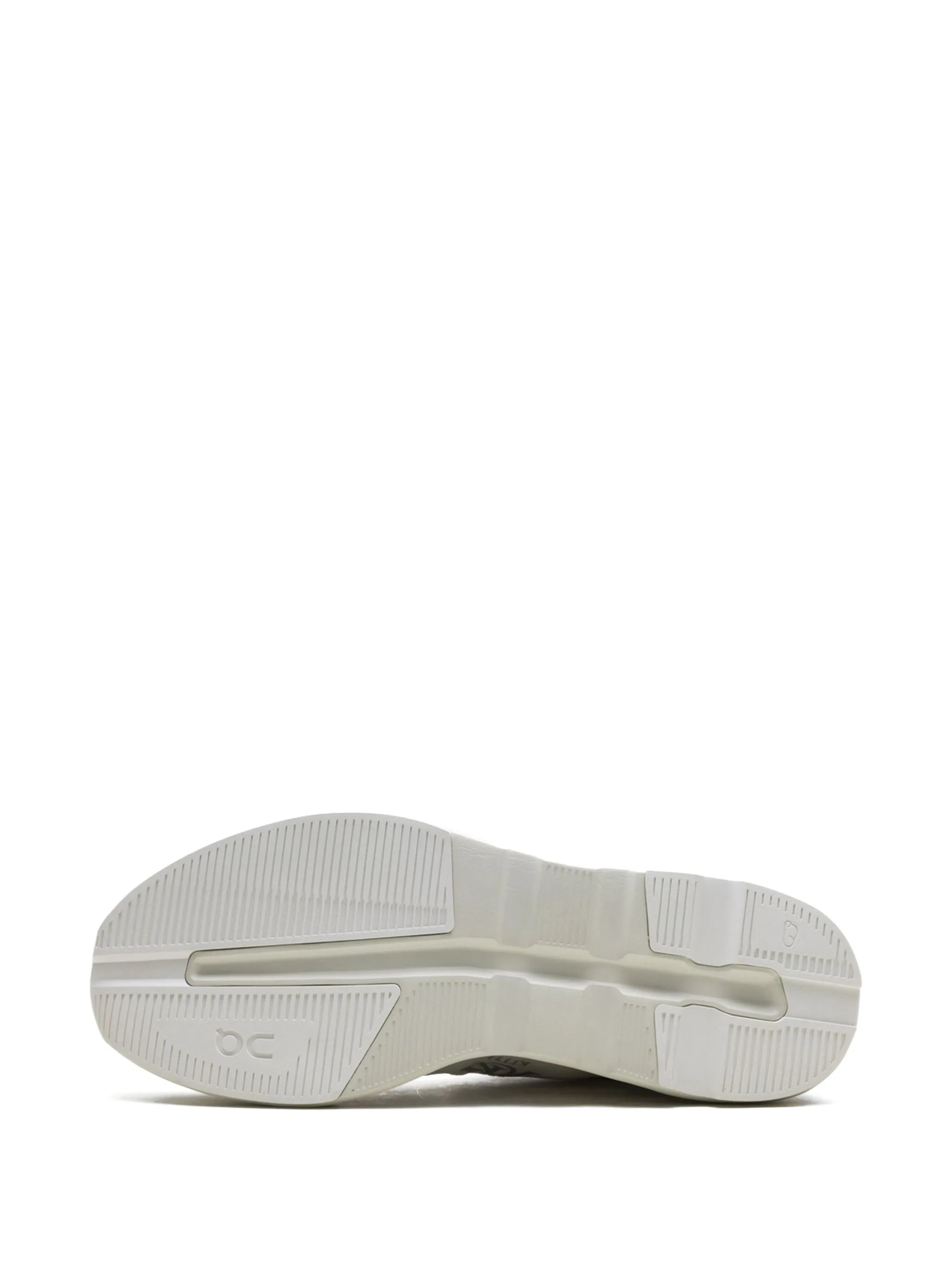 On Running x Kith Cloudzone White Ice_756 - 5