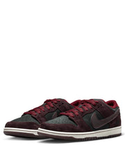 Nike SB Dunk Low X RIOT