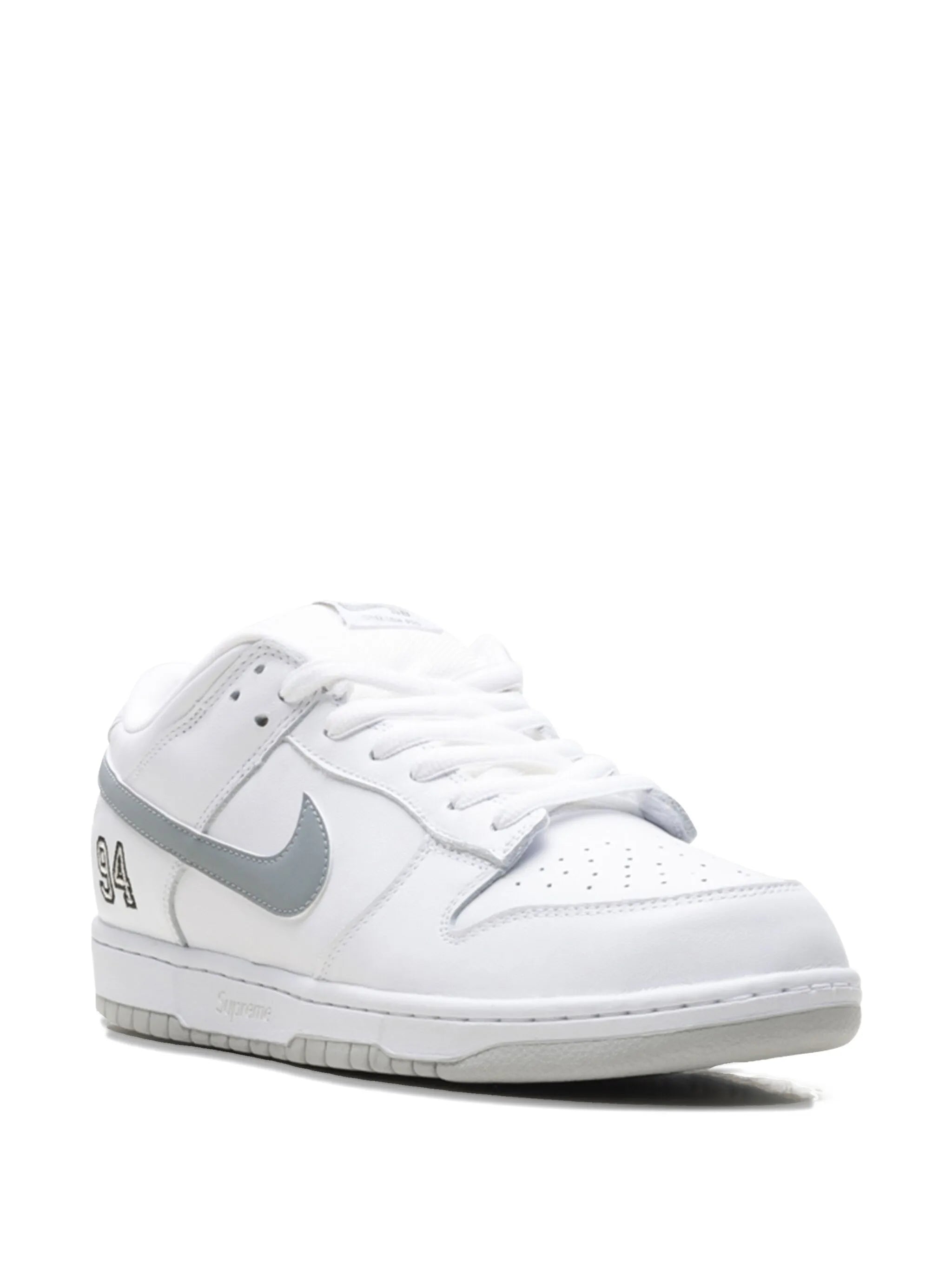Supreme x Nikee SB Dunk Low White Grey - 2