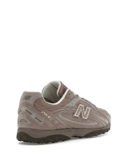 new balancee 204L Mushroom Arid Stone352