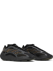 Adidass yeezy boost 700 v3 Clay Brown