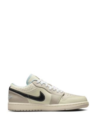 Nike_jordan_1_low_se sanddrift_glacier_blue