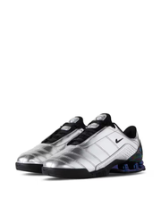 nikee. total 90 secutor shox magia metallic silver