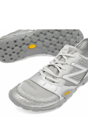 new balancee minimus MT10 silver metallic