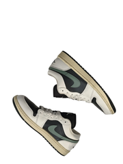 Nikee Air Jordan Retro 1 Low Jade Smoke