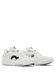 On Running Cloud The Roger Pro 2 White Black 1126
