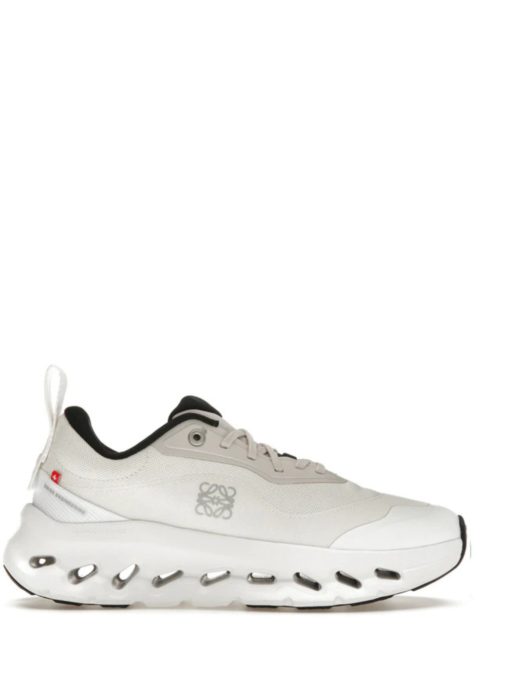 On cloud tint loewe sand white 023