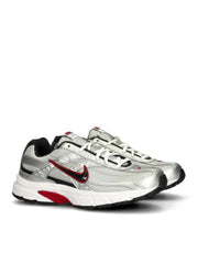 Nikee Initiator Low Metallic Silver