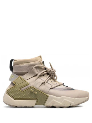 Nik ee Huarache gripp desert sand