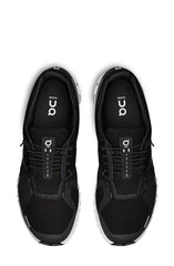 on Cloud 5 Nova black white