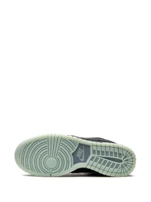 nikee sb dunk low x league of legends - 2