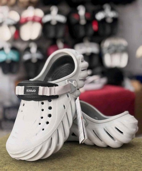 Crocss Echo Clogs (Atmosphere Grey Black)