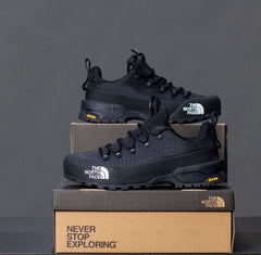 NorthFace Goretex Sneaker Vibram Sole 121
