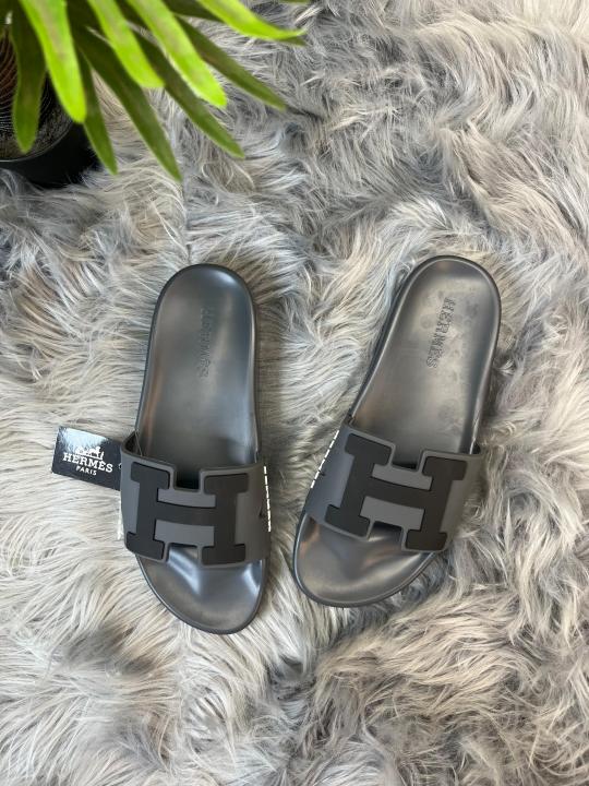 _HERMES_PARIS_LOGO_SLIDE