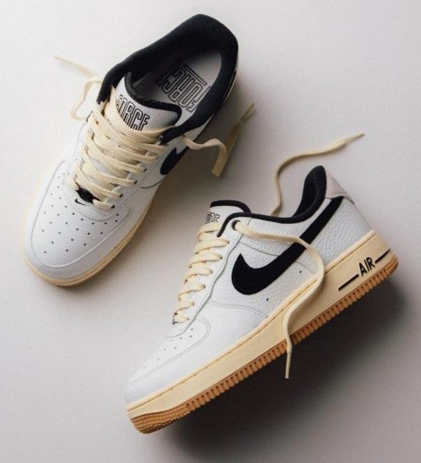 Nik.e Airforce 1 Low Command Force