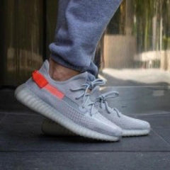 Adida_s Yeezy Boost 350 Tail Light no kit