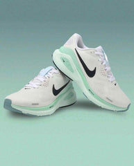 Nikee Structure 26 Mint Foam 789