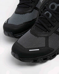 On Cloud 6 Versa Black Eclipse