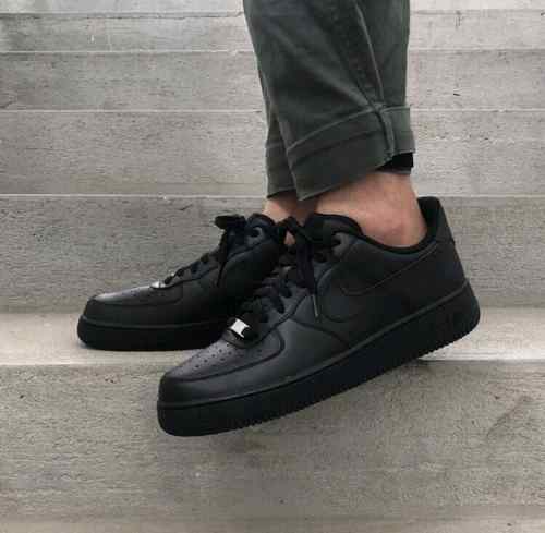 Nikee Airforce 1 Black SEMI UA with all accessories for her fix
