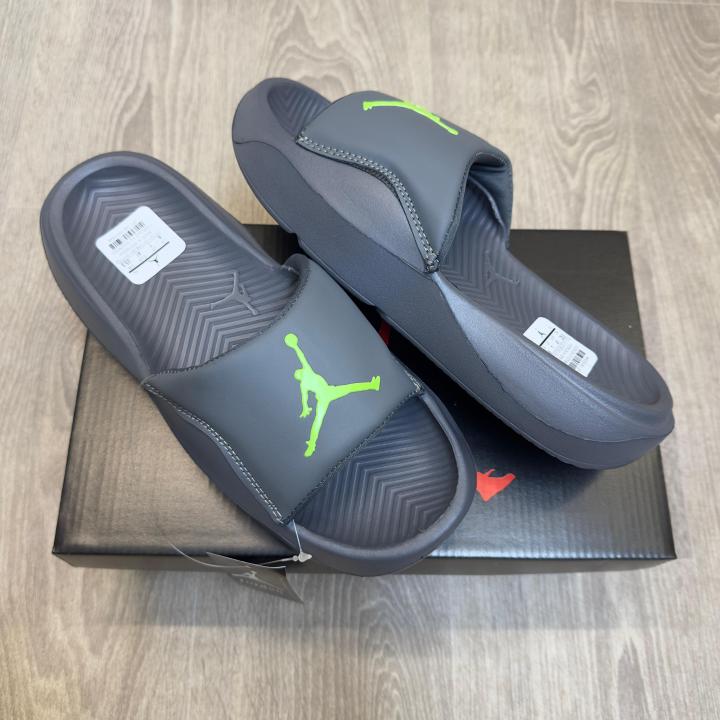 Air Jordan Franchise Premium Grey Green Slides
