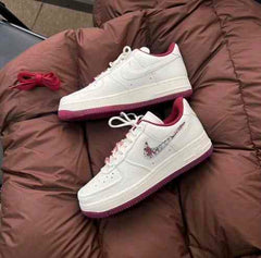 Nikee Airforce 1 valentines day semi ua 2551