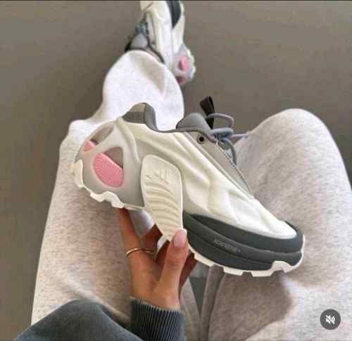 Adidass Wonder Edge Runner Grey Pink 693