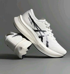 Asiccss. Magic Speed 4 White Black