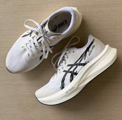 Asiccss. Magic Speed 4 White Black