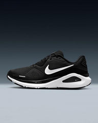 nikee structure 26 black white