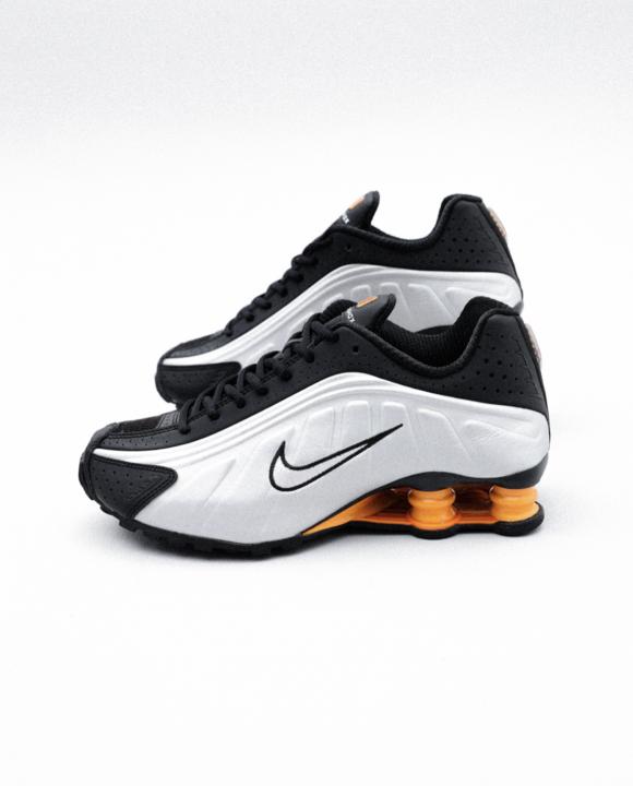Nik.e Shox R4 Silver Bright Mandarin