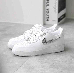 Nikee Airforce 1 Molten Metal