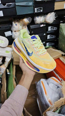 Nikee Airmax Vomero Premium Athletic Multi Orange 697
