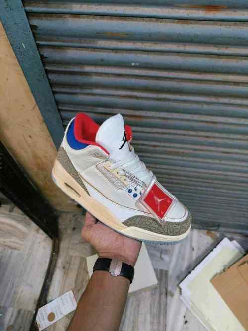 Nikee Air Jordan 3 Seoul 2.0 Grey Cement - Normal Defect