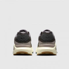Nikee Structure 26 Dark Ash and Black