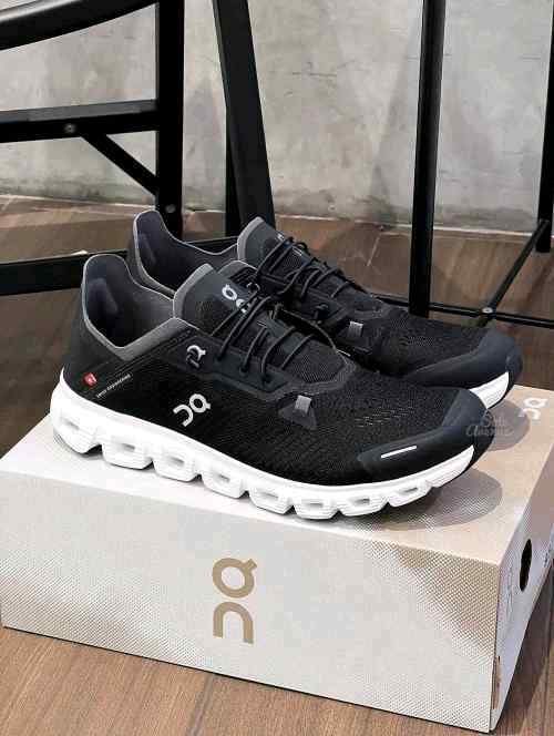On Cloud 6 Coast Black White