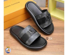 _LOUIS_VUITTON_LV logo slide